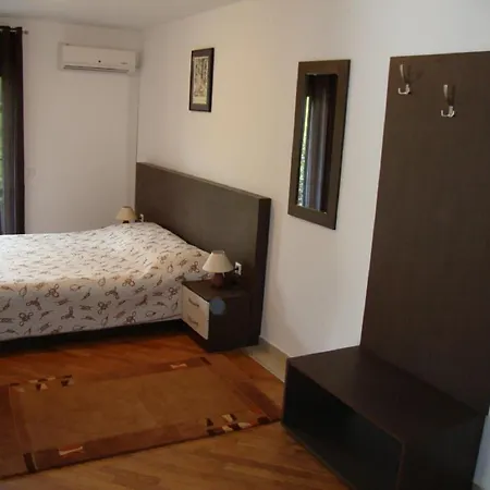 Royal Πανσιόν Cavtat