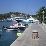 Royal 3*