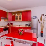 Royal 3*