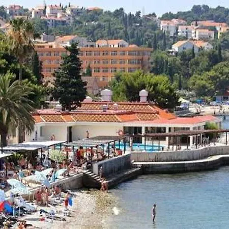 Royal Gostinjska kuća 3*