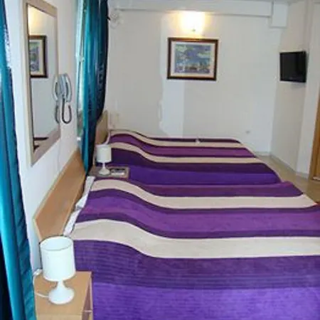 招待所 Royal 察夫塔特