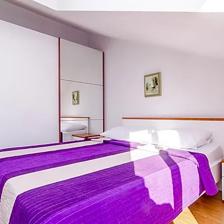 Gostinjska kuća Royal 3*