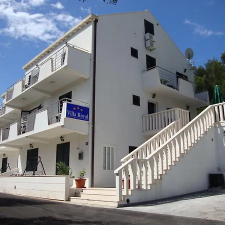 Royal Guest house 3*